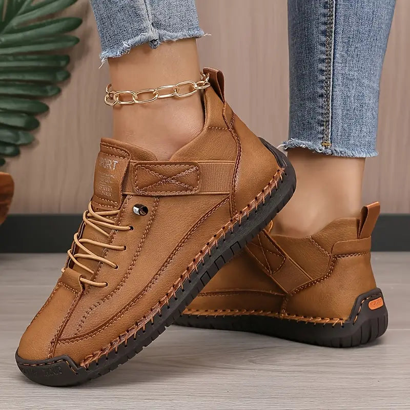 The Saskia Sneaker