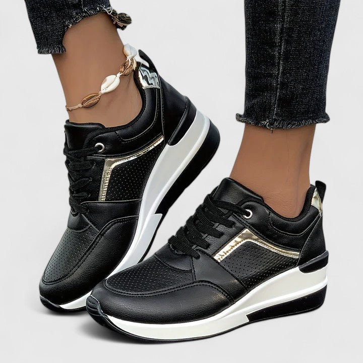 The Sibylle Comfort Sneaker