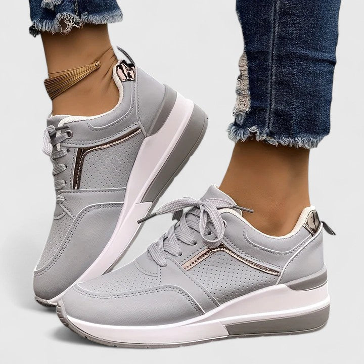 The Sibylle Comfort Sneaker